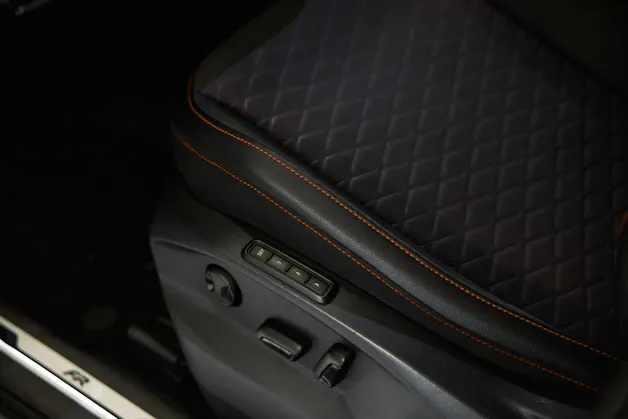 SEAT Tarraco 2.0 TSI FR 4Drive DSG *7 Plätzer*
