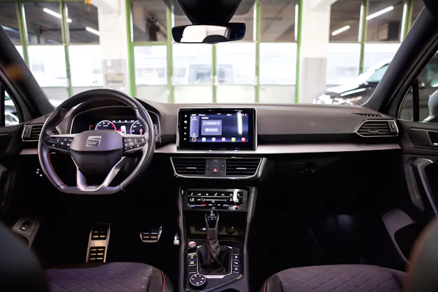 SEAT Tarraco 2.0 TSI FR 4Drive DSG *7 Plätzer*