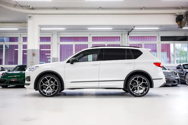 SEAT Tarraco 2.0 TSI FR 4Drive DSG *7 Plätzer*