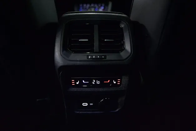 SEAT Tarraco 2.0 TSI FR 4Drive DSG *7 Plätzer*
