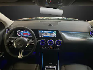 MERCEDES-BENZ GLA 200 7G-DCT Night Star