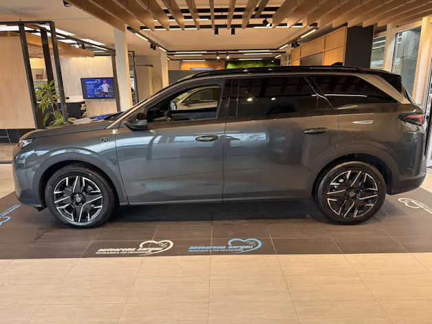 PEUGEOT 5008 145 Hybrid GT 7-Plätzer e-DCS-Automat