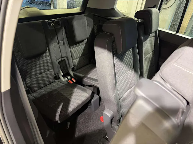 VW Touran 1.5 TSi EVO Comfortline Edition DSG-Automat 7-Plätzer