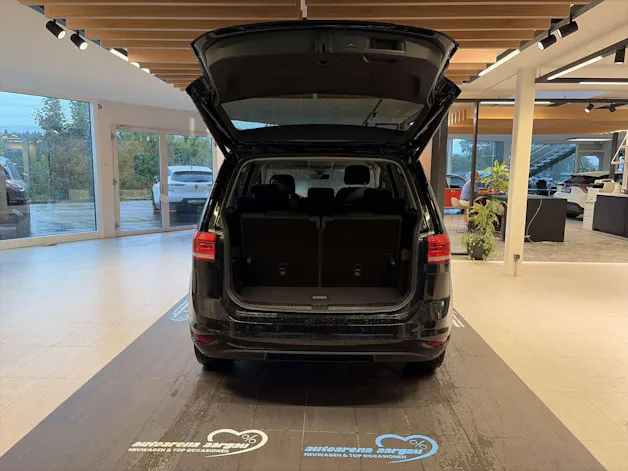VW Touran 1.5 TSi EVO Comfortline Edition DSG-Automat 7-Plätzer