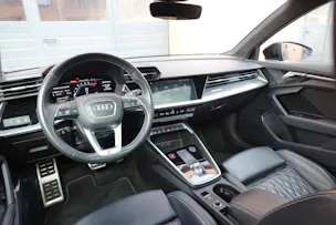 AUDI S3 Sportback 2.0 TFSI quattro S-tronic - "CH Auto * Toit Pano * Pack Technique + Aide Cond. * Cuir Nappa Rouge * Feu Matrix"