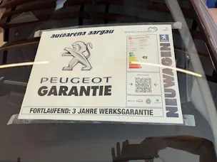 PEUGEOT 208 1.2 MHEV 110 Allure Automat