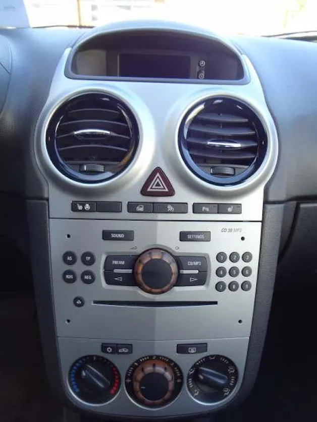 OPEL Corsa 1.4 Anniversary