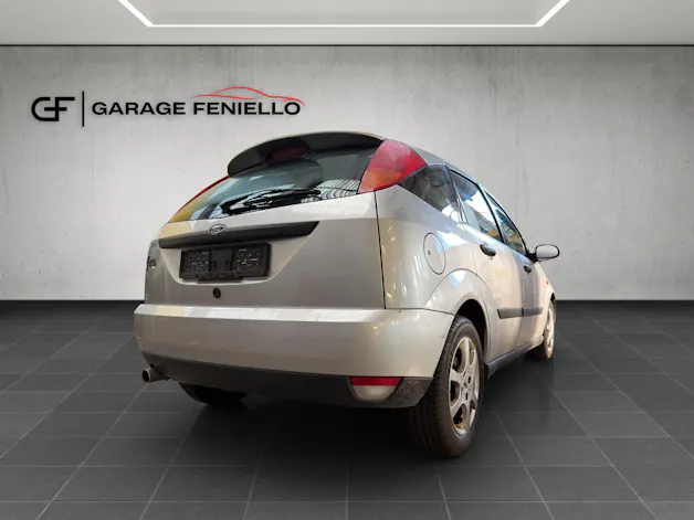 FORD Focus 2.0i 16V Trend