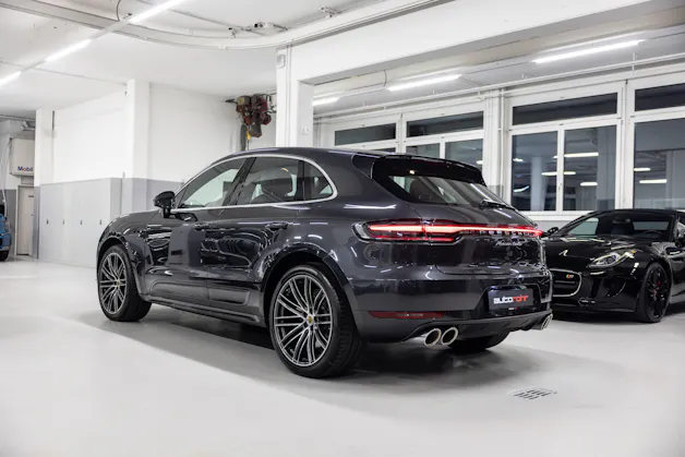 PORSCHE Macan Turbo PDK *Facelift*