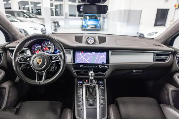 PORSCHE Macan Turbo PDK *Facelift*