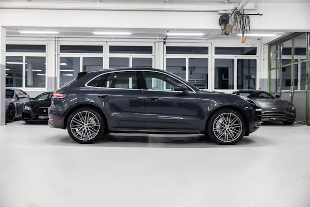 PORSCHE Macan Turbo PDK *Facelift*