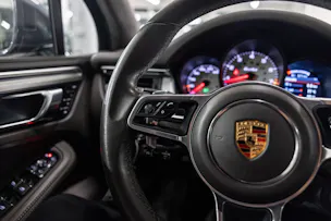 PORSCHE Macan Turbo PDK *Facelift*