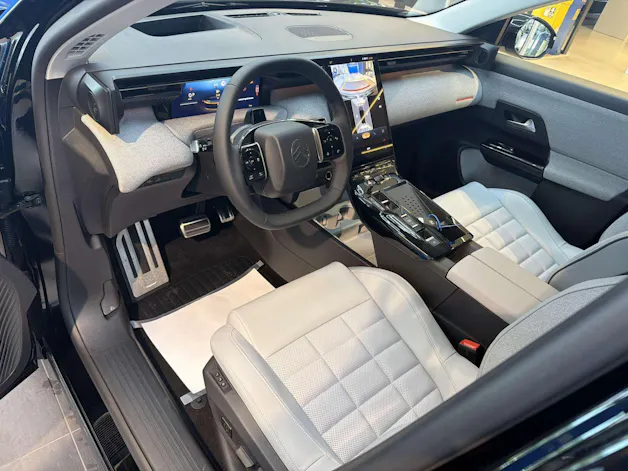 CITROEN C5 Aircross 1.2 HEV Max NEUES MODELL Automat