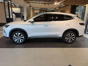BYD Seal U DM-i PHEV Design AWD 324PS Automat