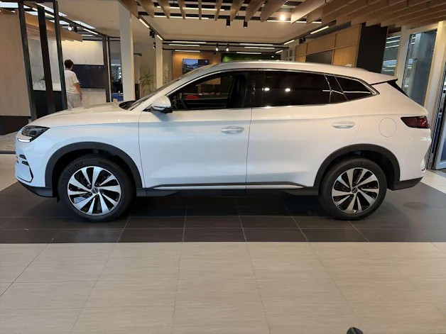 BYD Seal U DM-i PHEV Design AWD 324PS Automat
