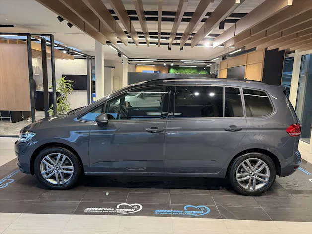 VW Touran 1.5 TSi EVO Comfortline Edition DSG-Automat 7-Plätzer