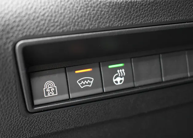 OPEL Combo 1.5 GS Automat