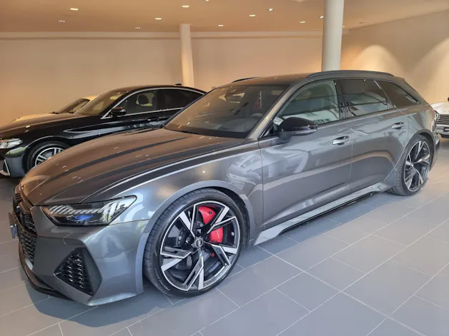 AUDI RS6 Avant 4.0 TFSI V8 quattro