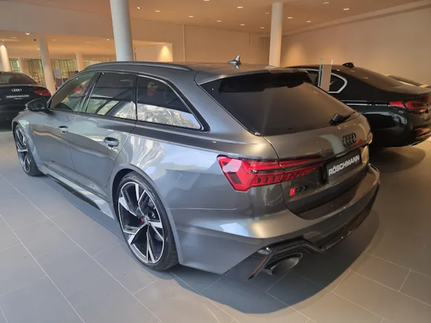 AUDI RS6 Avant 4.0 TFSI V8 quattro