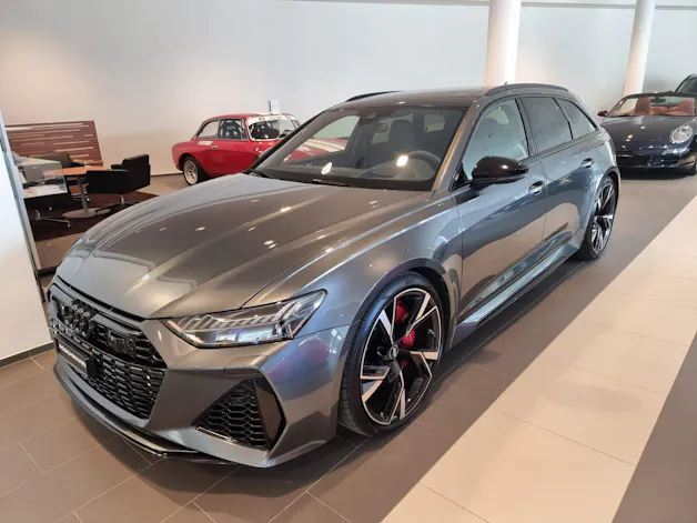 AUDI RS6 Avant 4.0 TFSI V8 quattro