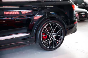 AUDI SQ7 TFSI quattro tiptronic