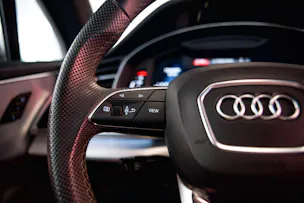 AUDI SQ7 TFSI quattro tiptronic