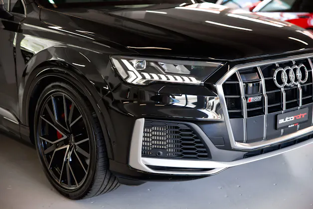 AUDI SQ7 TFSI quattro tiptronic