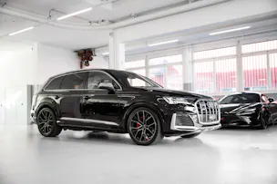 AUDI SQ7 TFSI quattro tiptronic