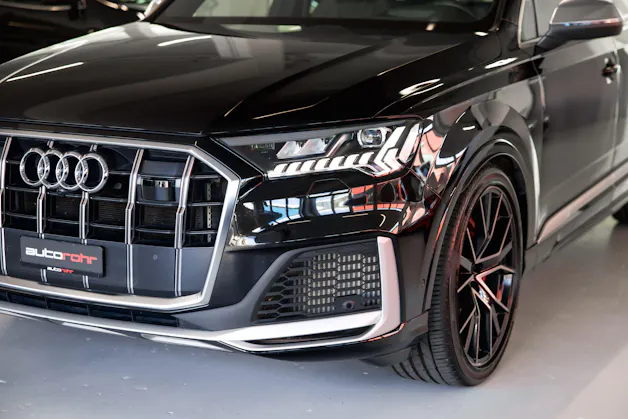 AUDI SQ7 TFSI quattro tiptronic