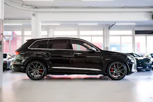 AUDI SQ7 TFSI quattro tiptronic