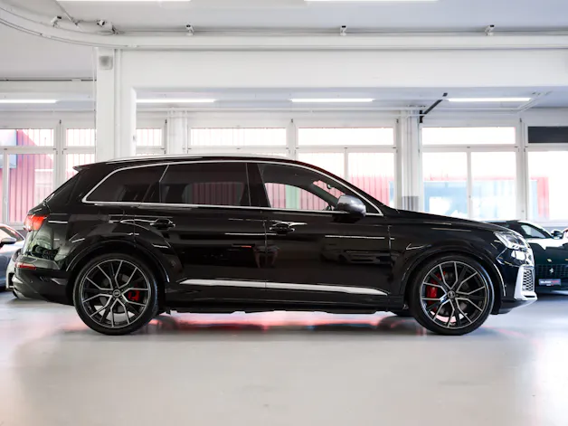 AUDI SQ7 TFSI quattro tiptronic