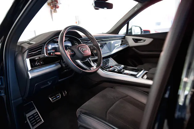 AUDI SQ7 TFSI quattro tiptronic