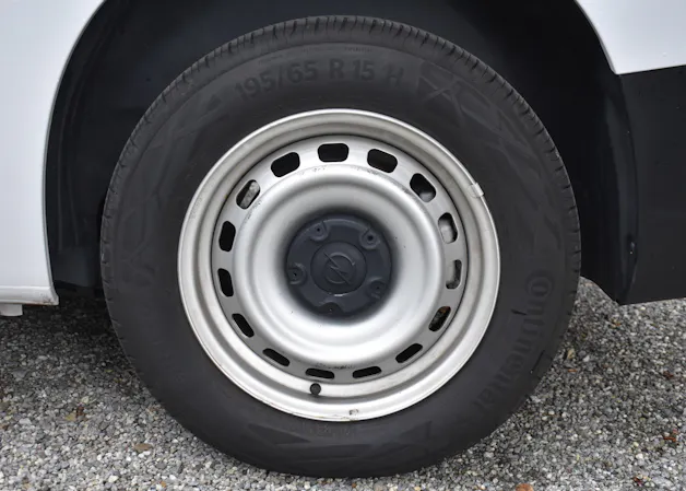OPEL Combo Cargo 1.2 start/stop
