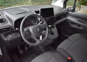 OPEL Combo Cargo 1.2 start/stop