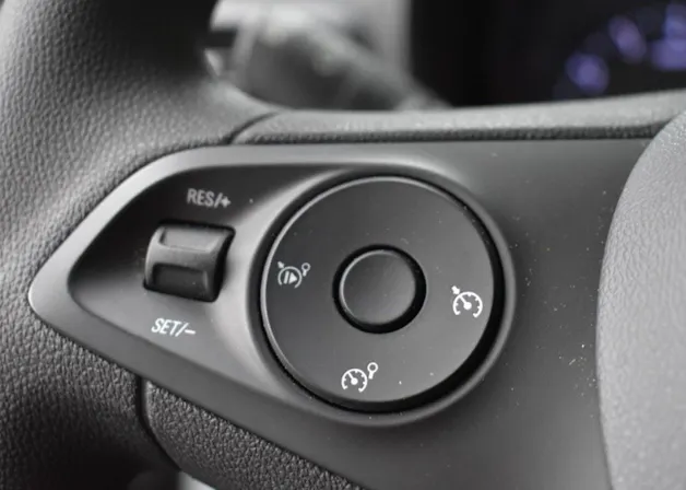 OPEL Combo Cargo 1.2 start/stop