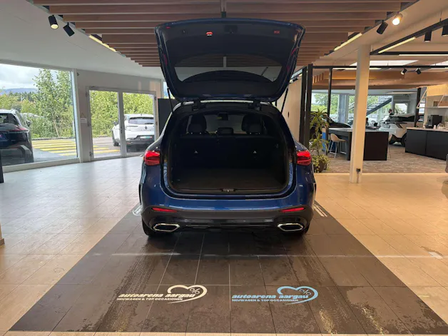MERCEDES-BENZ GLC 220 d AMG-Line 4Matic G-Tronic Automat