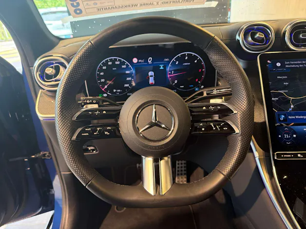 MERCEDES-BENZ GLC 220 d AMG-Line 4Matic G-Tronic Automat