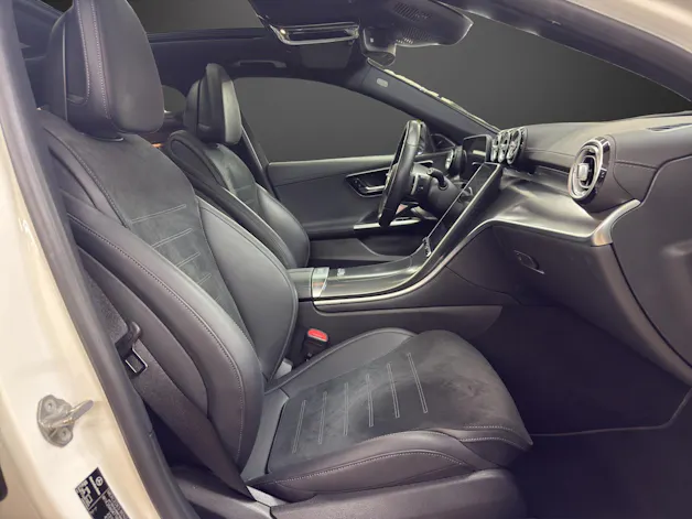 MERCEDES-BENZ C 300 4M AMG Line