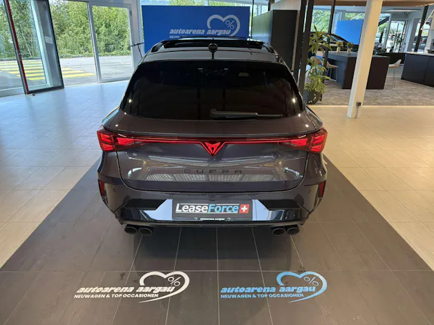 CUPRA LEON ST 2.0 TSi VZ 333PS 4Drive DSG-Automat