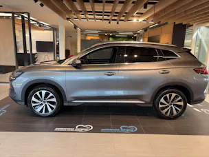 BYD Seal U DM-i PHEV Design AWD 324PS Automat