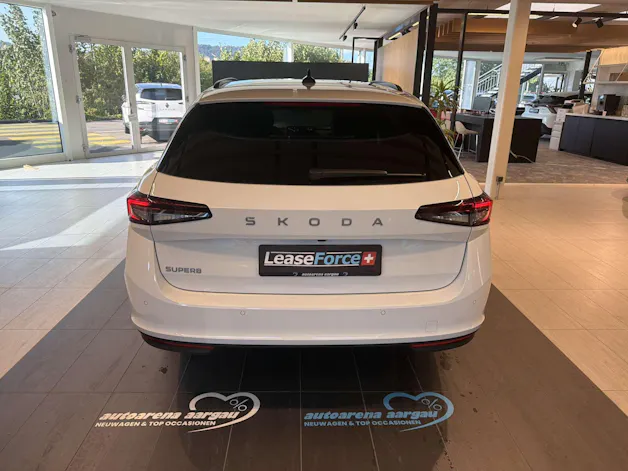 SKODA Superb Combi 1.5 eTSI mHEV Essence DSG-Automat