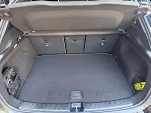MERCEDES-BENZ GLA 200 7G-DCT