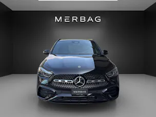 MERCEDES-BENZ GLA 200 7G-DCT