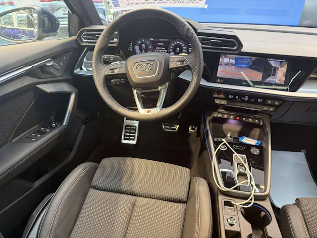 AUDI A3 Sportback 35 TDi S-Line S-Tronic Automat