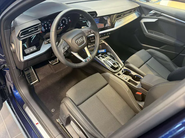 AUDI A3 Sportback 35 TDi S-Line S-Tronic Automat