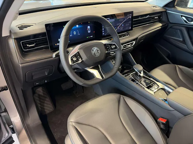 MG HS 1.5 T Hybrid+ Luxury 224PS Automat