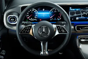 MERCEDES-BENZ V 300 d Exclusive 4matic lang Swiss Edition W447