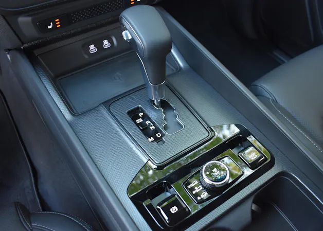 KGM -SsangYong Musso 2.2 Titanium 4WD A