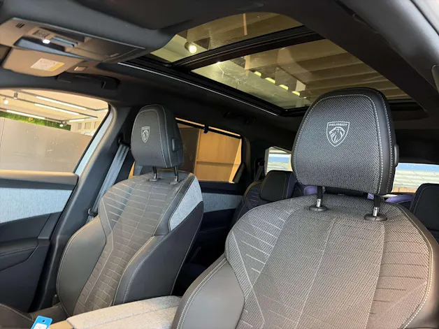PEUGEOT 5008 145 Hybrid GT 7-Plätzer e-DCS-Automat