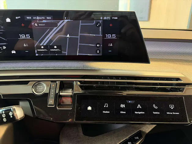 PEUGEOT 5008 145 Hybrid GT 7-Plätzer e-DCS-Automat